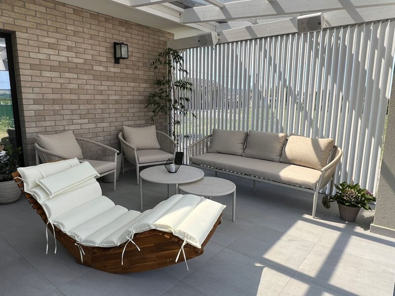 Glisiere aluminiu terase, balcoane, foisoare