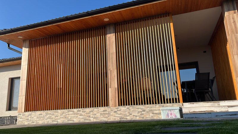 Glisiere aluminiu terase, balcoane, foisoare